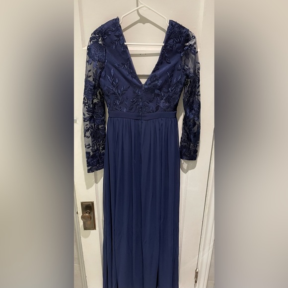 Maniju long formal flowy dress in navy blue - Picture 2 of 5